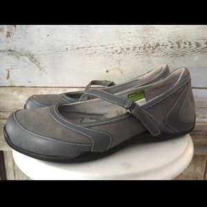 AHNU Gray Mary Jane Sport Shoe